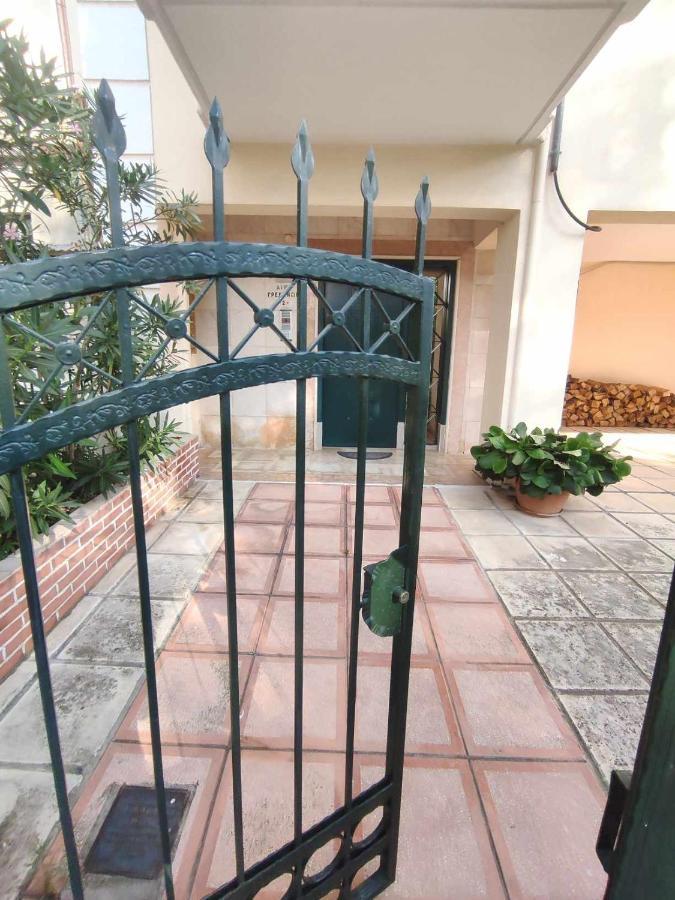 Incognito Apartment Солун Екстериор снимка