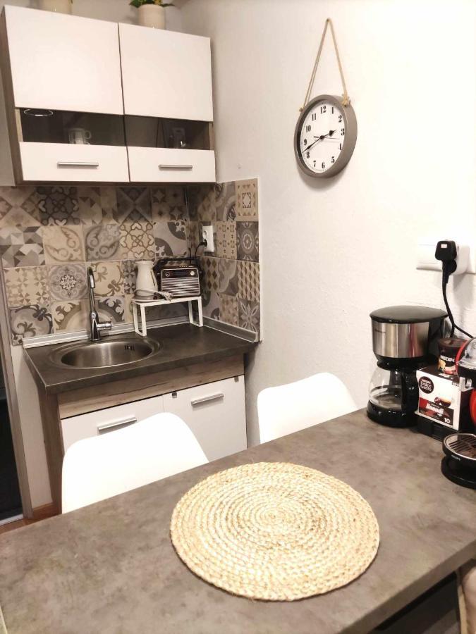 Incognito Apartment Солун Екстериор снимка